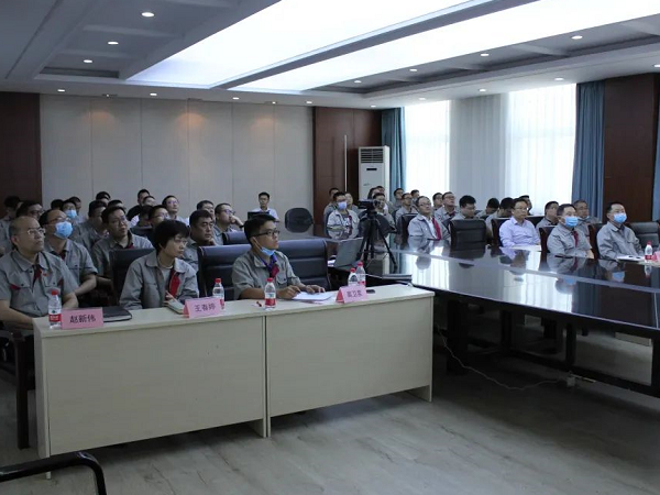 凌宇精英同競技，集團大咖來指引，創意改善發表會第二期來了